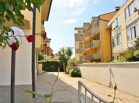 Nocleg ze śniadaniem Florinda Viareggio